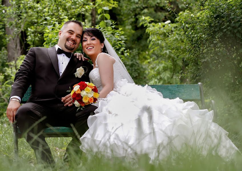 Fotografo di matrimoni Vio Dudau (dudau). Foto del 16 giugno 2019