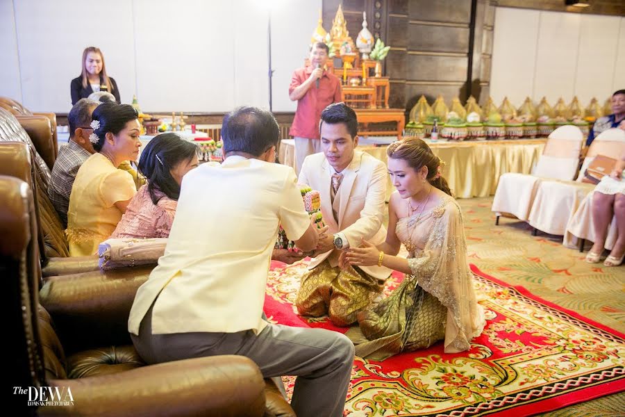 Fotógrafo de bodas Peeradet Hun-In (thedewastudio). Foto del 8 de septiembre 2020