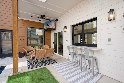 House with pool and terrace 5