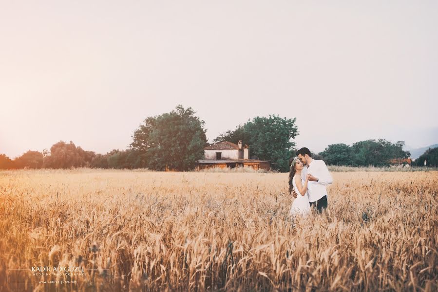 Fotógrafo de casamento Kadir Adıgüzel (kadiradigzl). Foto de 8 de maio 2018