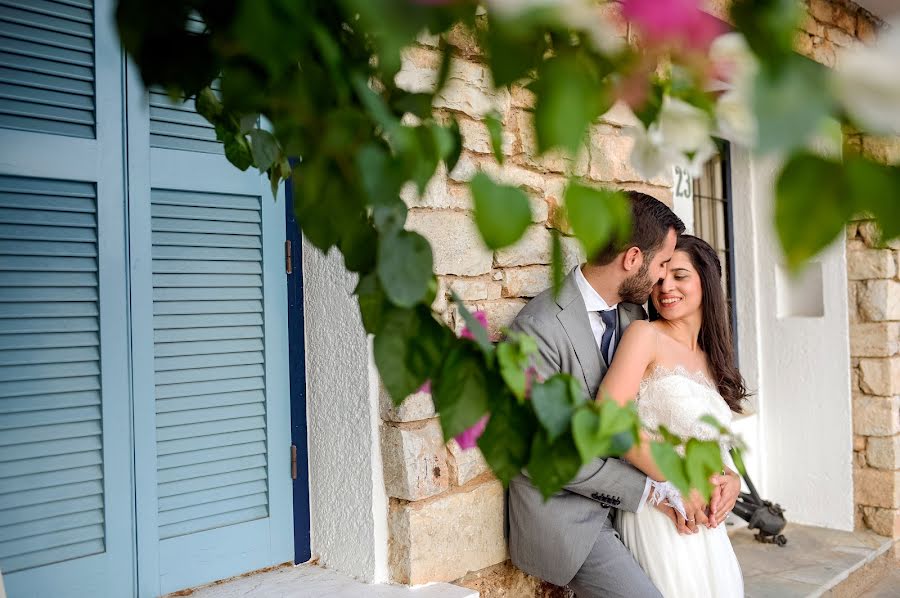 Wedding photographer John Giannopoulos (giannisgianopou). Photo of 30 May 2020