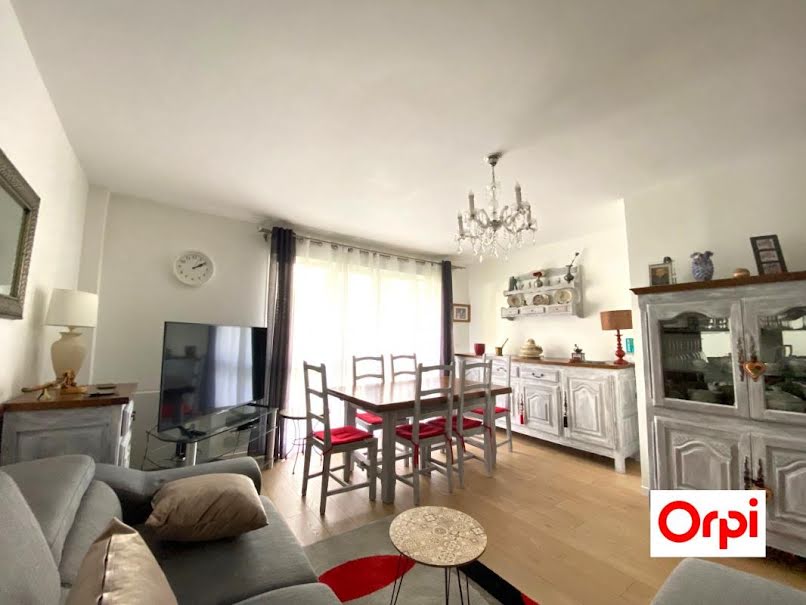 Vente appartement 4 pièces 68 m² à Les Ulis (91940), 165 000 €