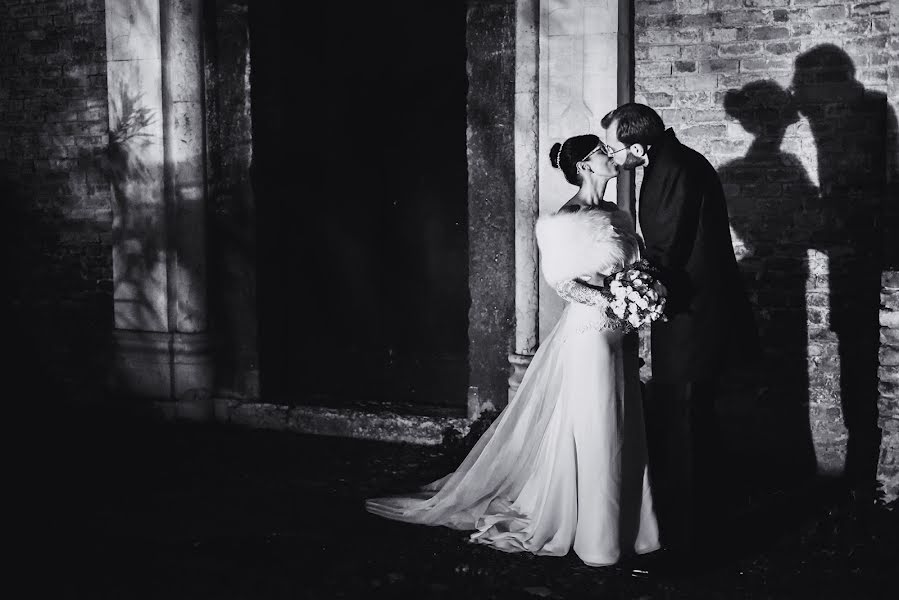 Nhiếp ảnh gia ảnh cưới Tommaso Guermandi (contrastifoto). Ảnh của 13 tháng 2 2016