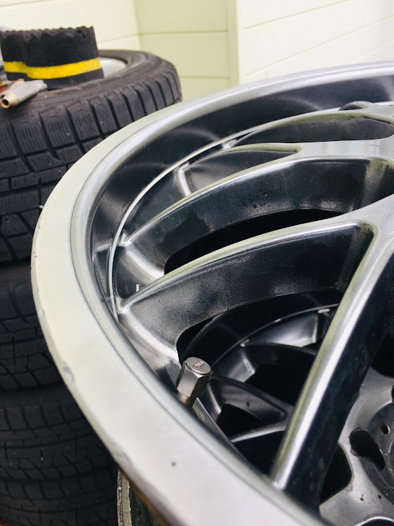 レガシィ アウトバックのホイールガリ傷に関するカスタム事例の投稿画像2枚目
