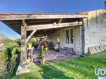 maison à Saint-Seurin-sur-l'Isle (33)