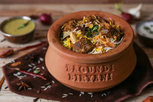 Mutton Hyderabadi Handi Biryani(With Salan And Raita)