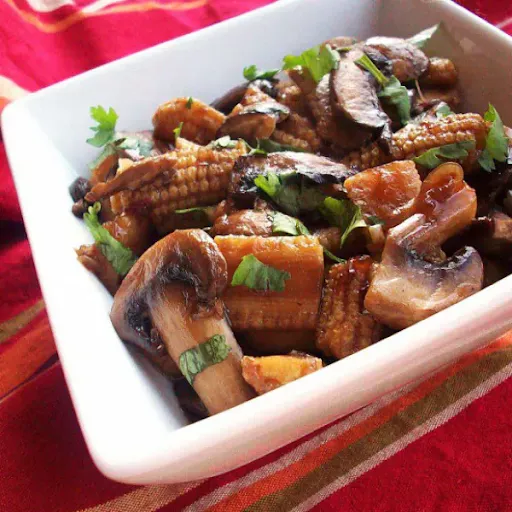 Mushroom & Baby Corn In Chili Oyster Sauce Dry