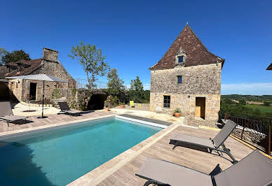 Maison avec piscine et jardin 2