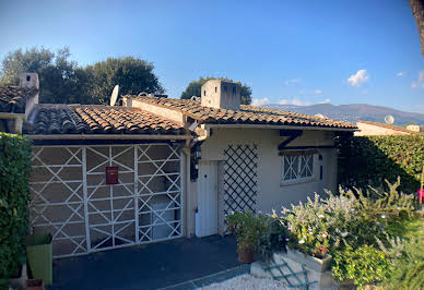 Maison avec piscine et terrasse 3