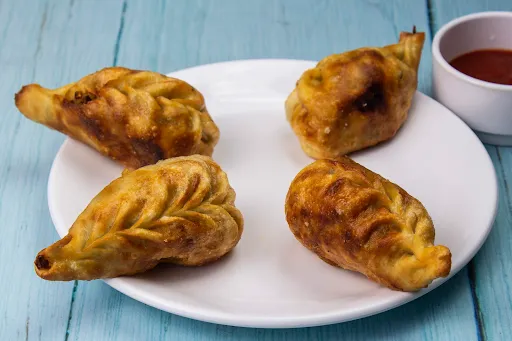 Chicken Fried Momos [4 Pieces]