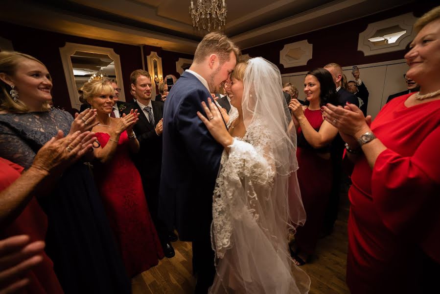 Fotógrafo de casamento Steen Hillebrecht (steenhillebrecht). Foto de 30 de março 2019