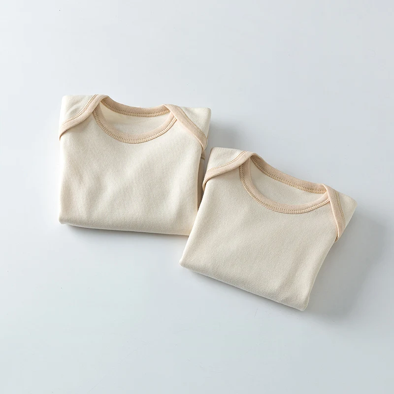 Biologische katoenen babyromper met aangepaste print, lange mouwen, fabrikant van biologische babykleding.