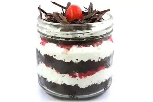 Black Forest Jar Cake