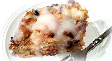 ~ Family Favorite Bread Pudding & Rum Sauce ~