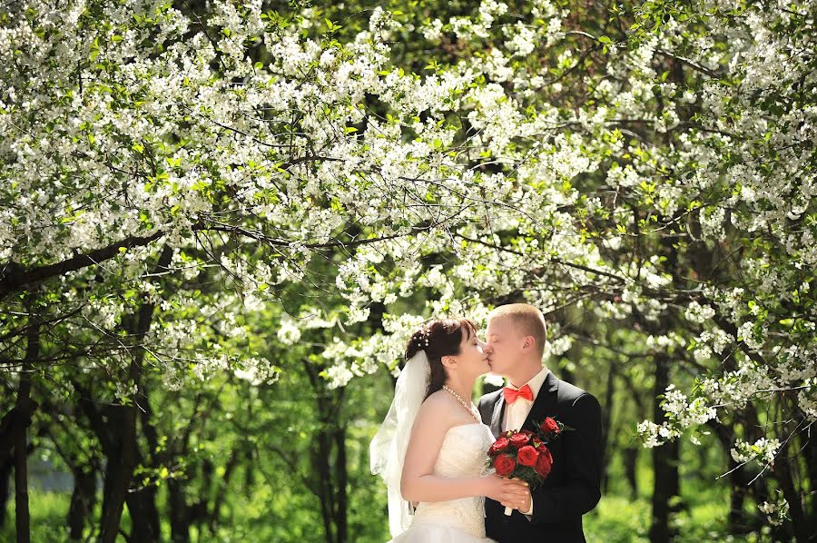 Wedding photographer Maksym Andriashyn (andryashin). Photo of 24 May 2014