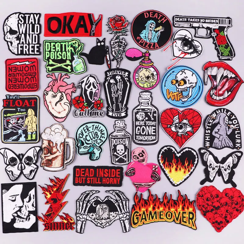 DIY Chaqueta Motocicleta Ropa Calavera Bordado Parche de Tela Personaliza tu chaqueta con este parche de calavera bordado. Fácil de aplicar y duradero.