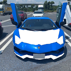 アヴェンタドール LP740-4 S