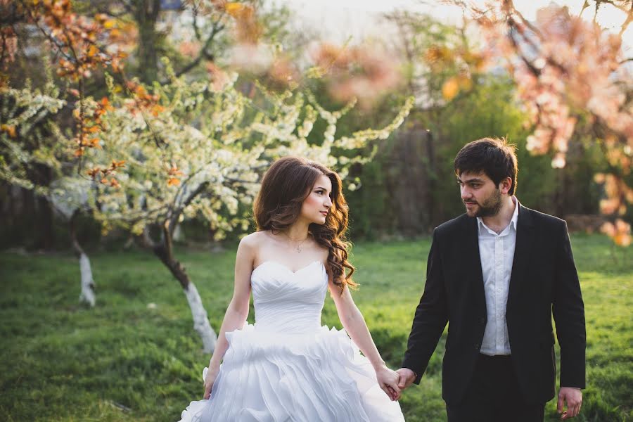 Photographe de mariage Tamerlan Kagermanov (tamerlan5d). Photo du 3 juin 2014