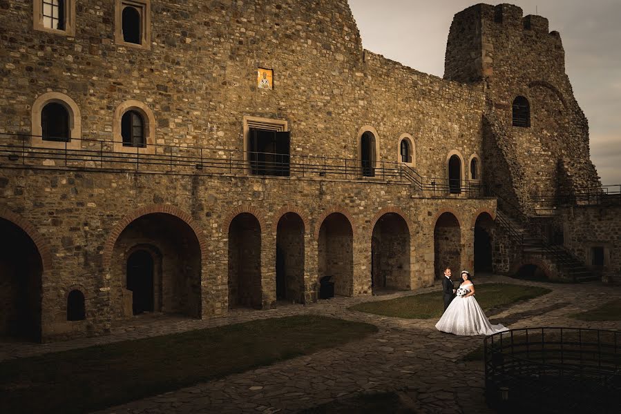 Wedding photographer Ortansa Coculeana Alupei (alupeicoculeana). Photo of 1 April 2020