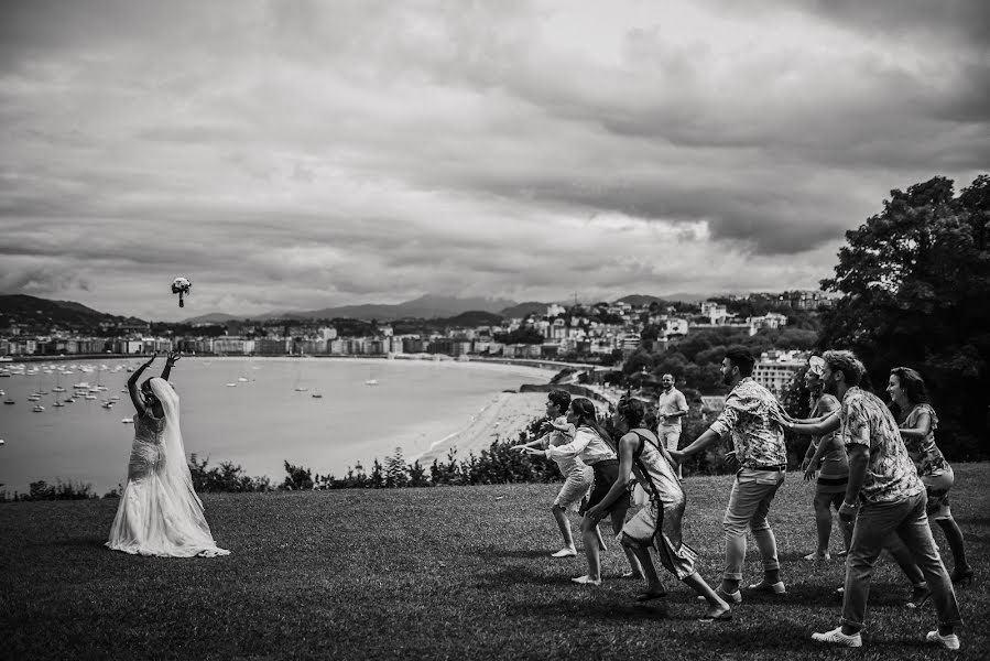 Fotógrafo de casamento Oier Aso (artefotobodas). Foto de 3 de outubro 2017