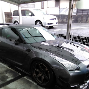 NISSAN GT-R R35