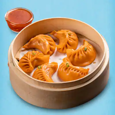 Steamed Chicken Tikka Momos With Momo Chutney