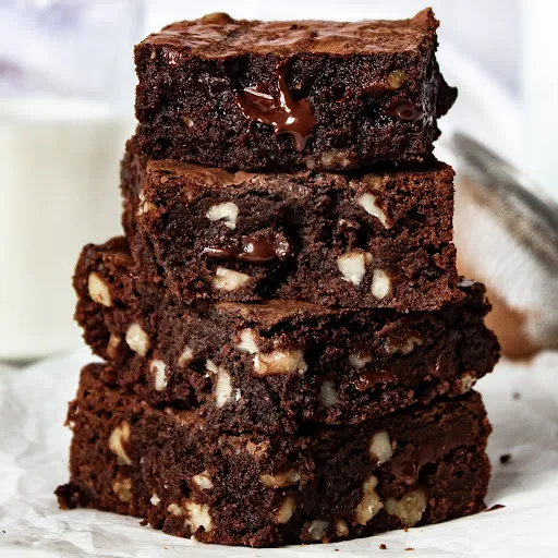 Walnut Chocolate Brownie