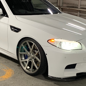 M5 F10