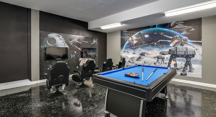 Orlando villa with Star Wars games room