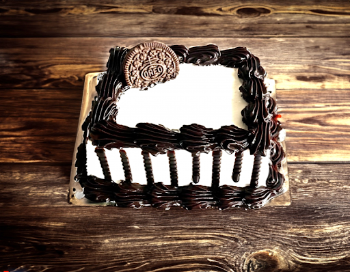 Oreo Chocolate Couple Cake [250 Gms]