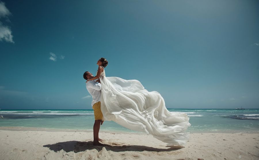 Fotografo di matrimoni Alisa Gorshunova (alice-g). Foto del 13 febbraio 2016