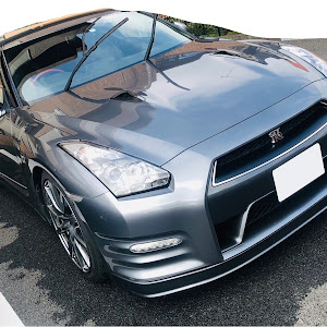 NISSAN GT-R R35