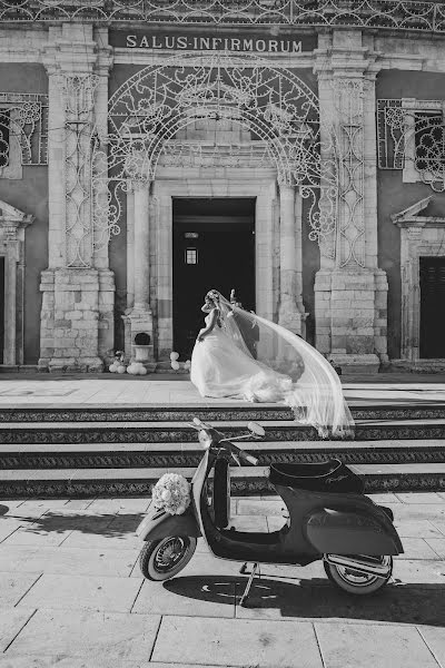 Fotógrafo de casamento Salvatore Grizzaffi (salvogrizzaffi). Foto de 28 de julho 2020