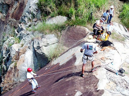 Khu du lịch Bửu Long, leo núi mạo hiểm