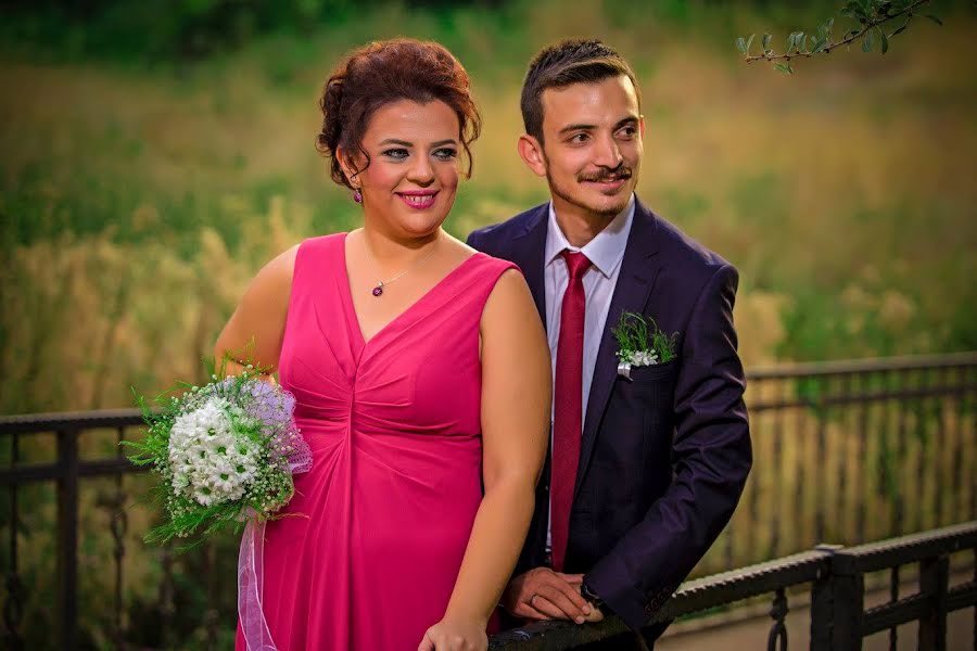 Jurufoto perkahwinan Murat Zambak (muratzambak). Foto pada 11 Julai 2020