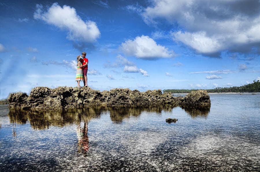 Fotografer pernikahan Rodz Saranza (rsaranza). Foto tanggal 18 Juni 2015