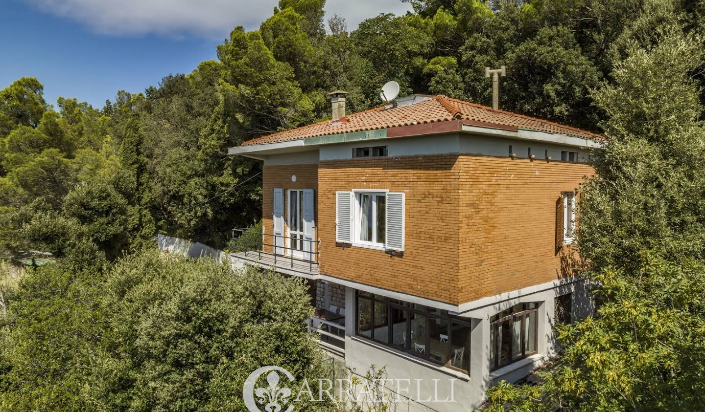 Villa with garden and terrace Livorno