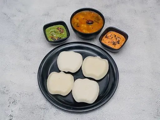 Apple Shaped Idli (4 Pcs)