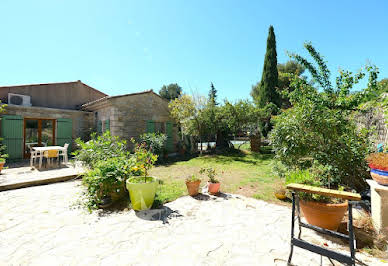 Maison avec piscine et terrasse 4