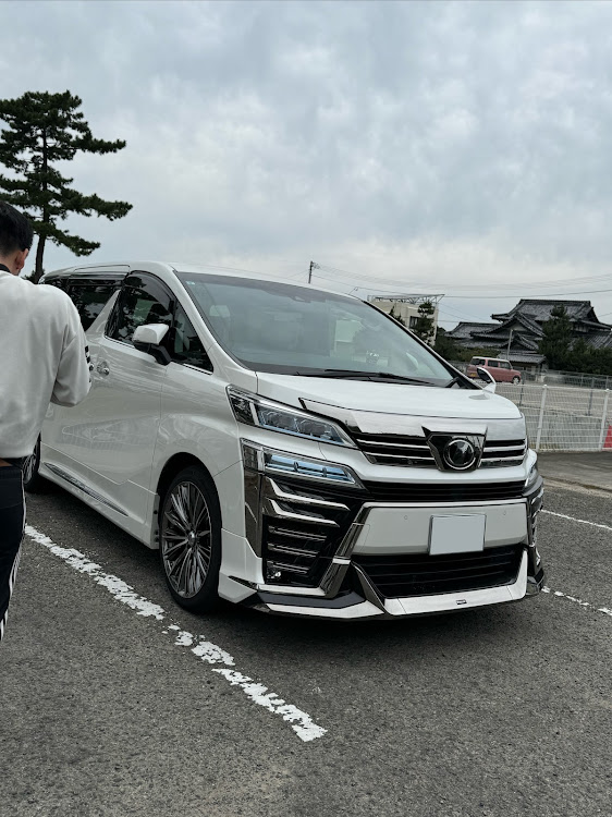 ヴェルファイアの旦那の愛車・父ヶ母浜に関するカスタム事例の投稿画像2枚目