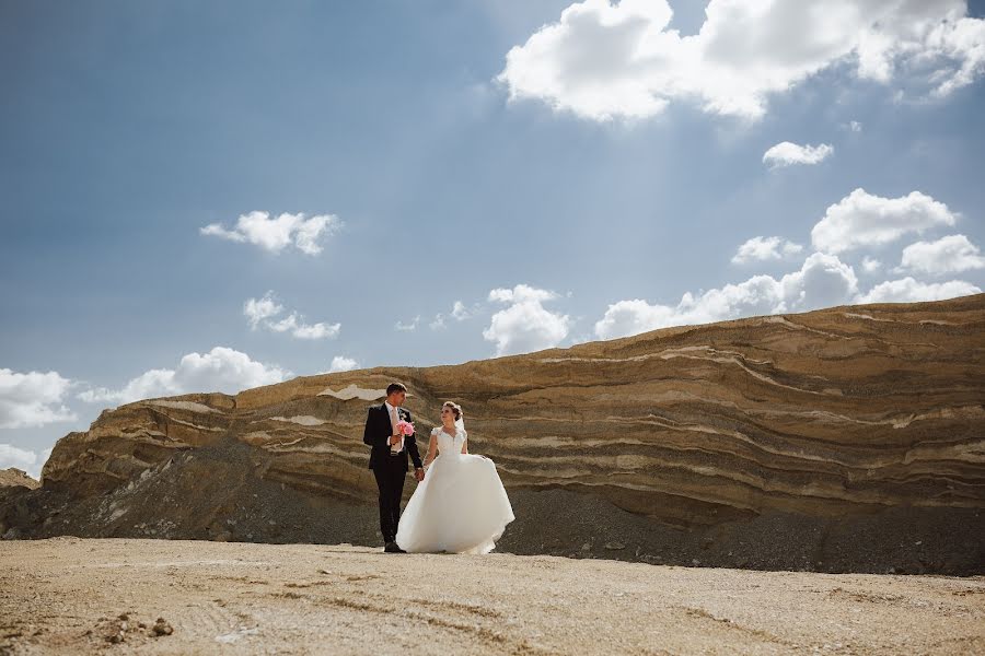 Fotografo di matrimoni Anna Davydova (davydovaanna). Foto del 17 marzo 2022