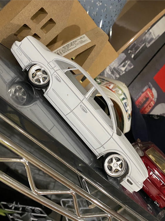 anjuさんが投稿したアオシマプラモデル・50プレジ・フォロワーさんの車・純ベタVIPに関するカスタム事例の投稿画像5枚目