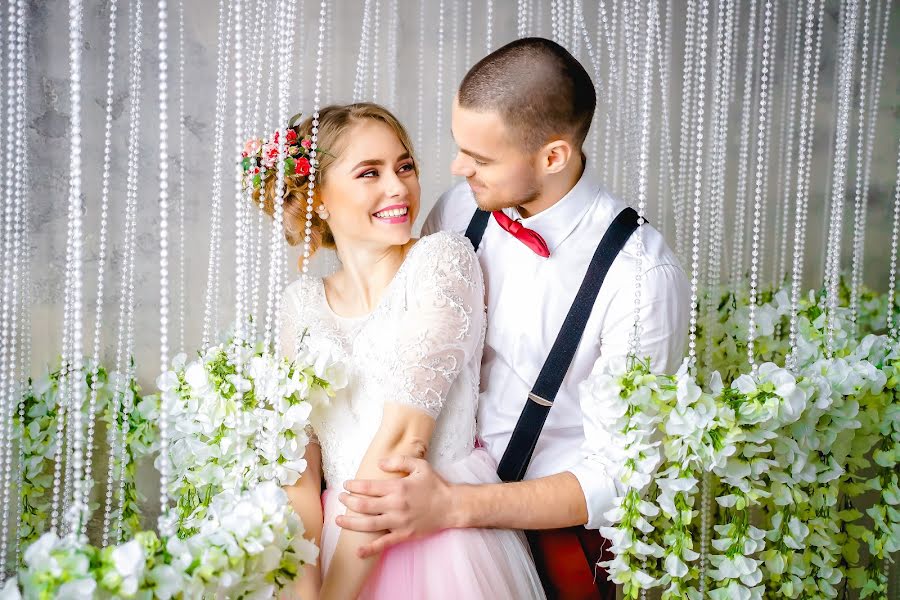 Fotógrafo de casamento Anastasiya Tiodorova (tiodorova). Foto de 23 de fevereiro 2016