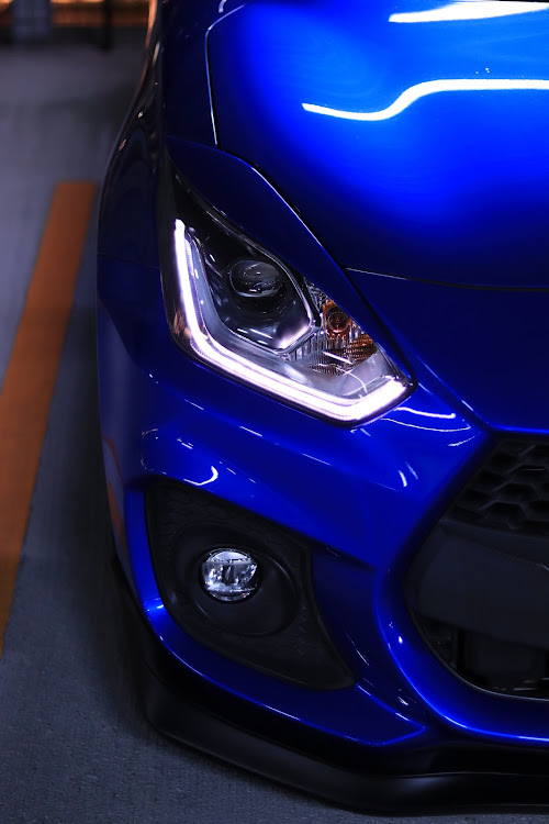 スイフトスポーツの撮りだめ画像・サボりまくりで失礼します・青×青・FC5に関するカスタム事例の投稿画像3枚目