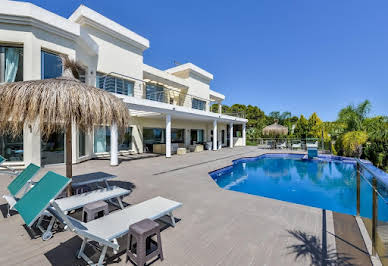 Property with pool 2