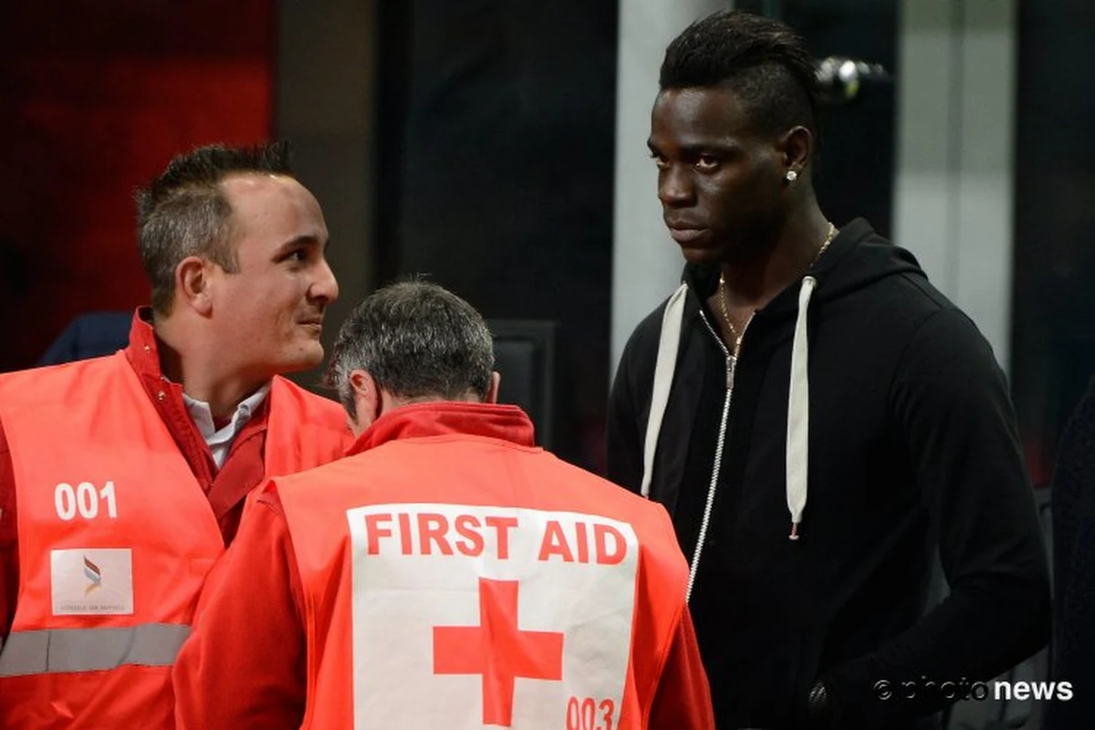 Mario Balotelli speelde nog eens met vuurwerk, maar deze keer niet in de badkamer