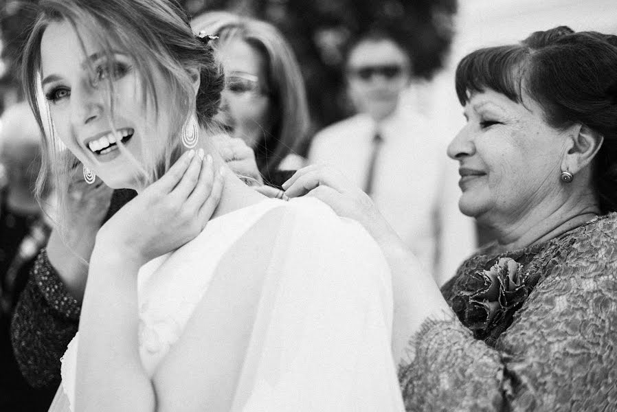 Fotografo di matrimoni Anna Tarazevich (anntarazevich). Foto del 8 luglio 2018