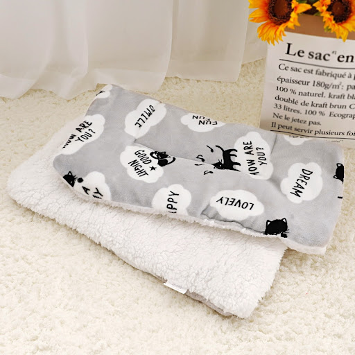Title 4, Luxurious soft lambskin pet blanket for dogs an...