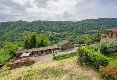 Villa avec piscine et jardin 4