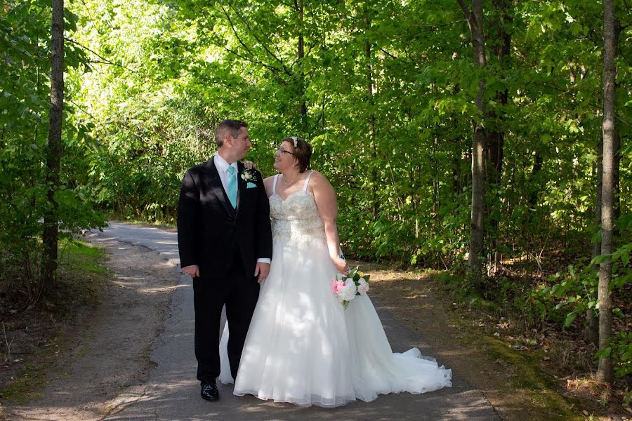 Wedding photographer Elizabeth Jordan (elizabethjordan). Photo of 25 May 2023